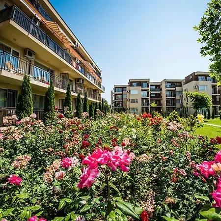 Near The Center Daire Sunny Beach