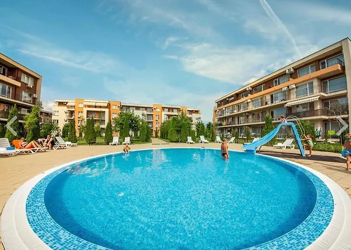 アパート Near The Center *